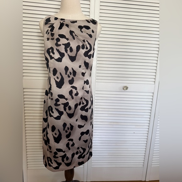Ann Taylor One Shoulder Black and Cream Dress - Picture 1 of 4